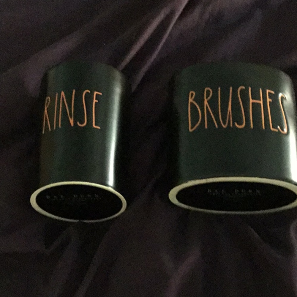 🆕Rae Dunn Ceramic Set- RINSE/BRUSHES halloween